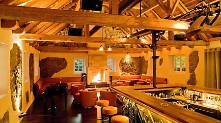 Magma Bar & Lounge